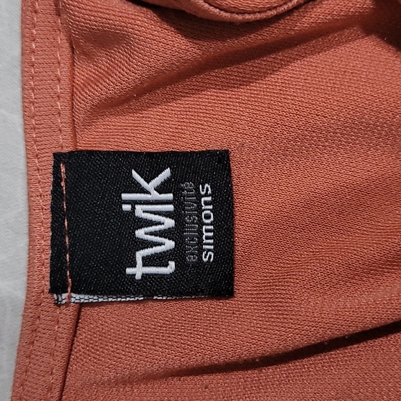 Peach Dress (Twik by Simons) - Picture 3 of 3